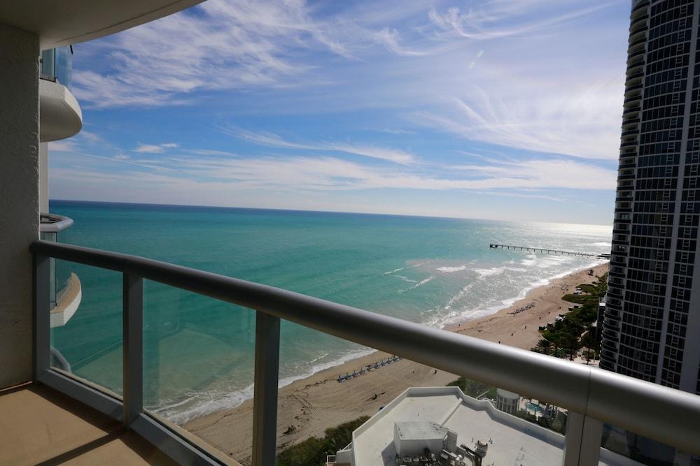 Sole Miami, A Noble House Resort Sunny Isles Beach Exterior foto